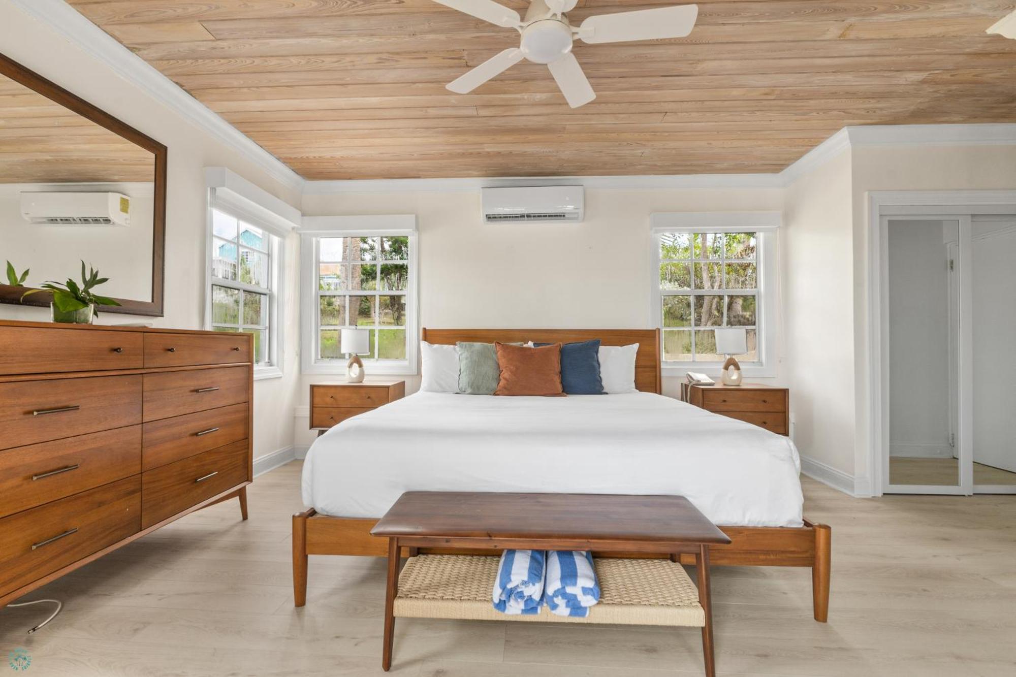 Romora Bay Resort&Marina Dunmore Town Exterior foto